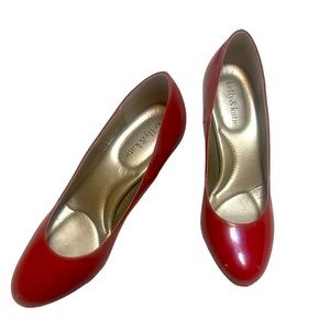 KELLY & KATIE RED PATENT PUMPS